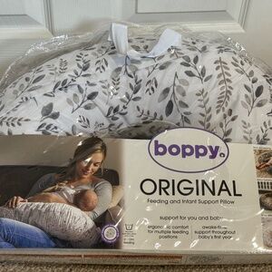 Boppy Nursing pillow